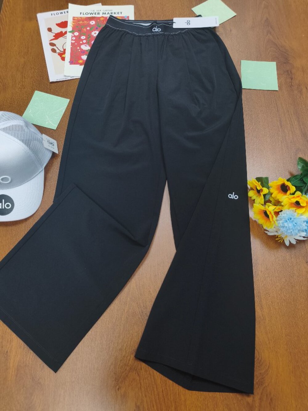 Alo Yoga NWT Suit Up Trouser Black👸🏻Elevated Everyday Pant🛒Regular 30" Inseam - Picture 3 of 7